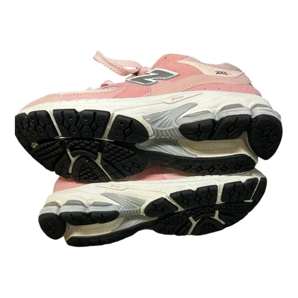 New Balance Pink and White Sneakers size 3 girls - Picture 10 of 10